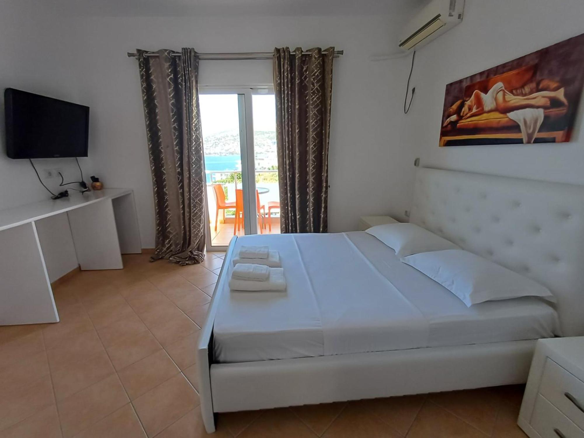Hotel Sherifi Sarandë 外观 照片