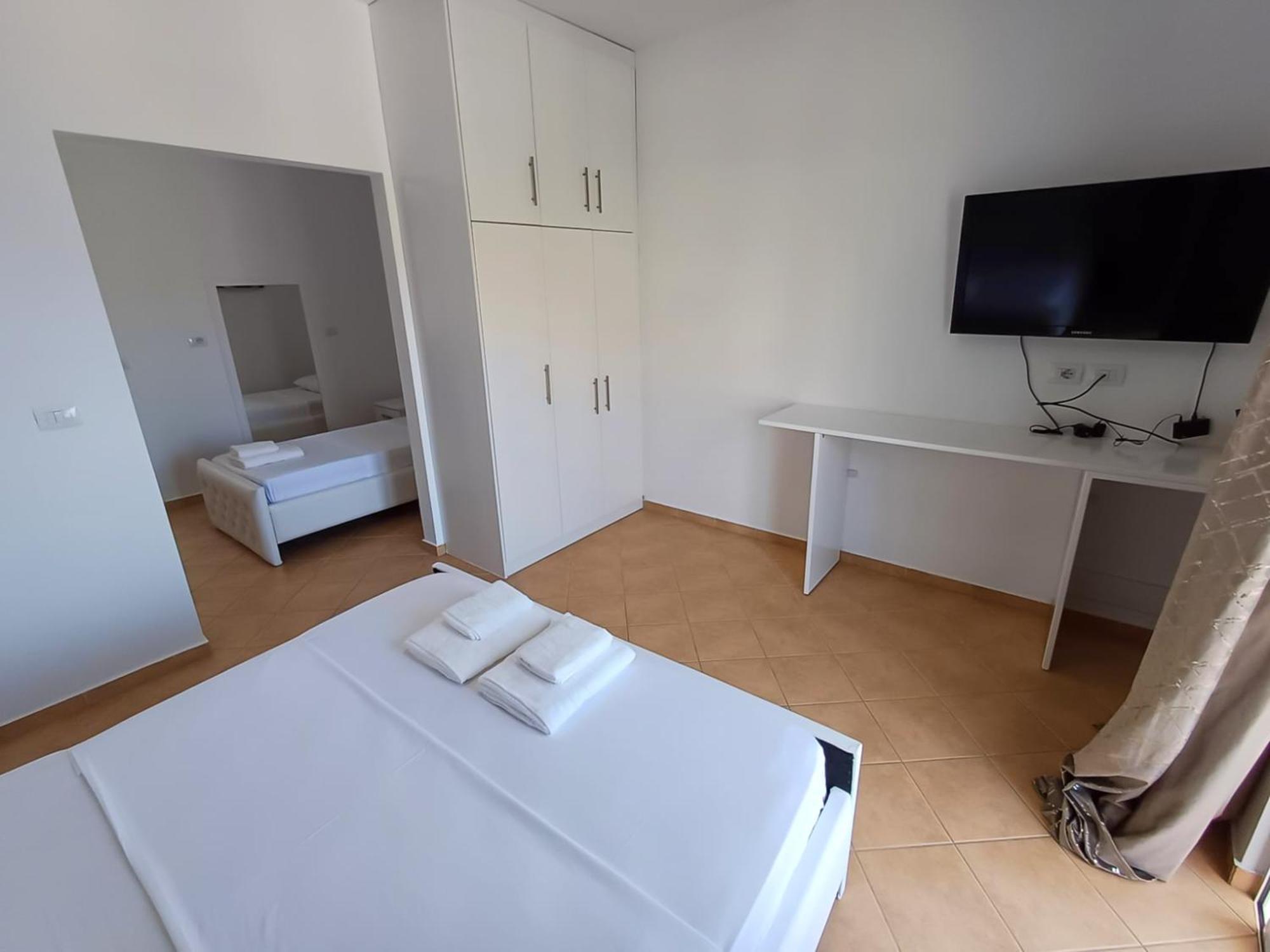 Hotel Sherifi Sarandë 外观 照片