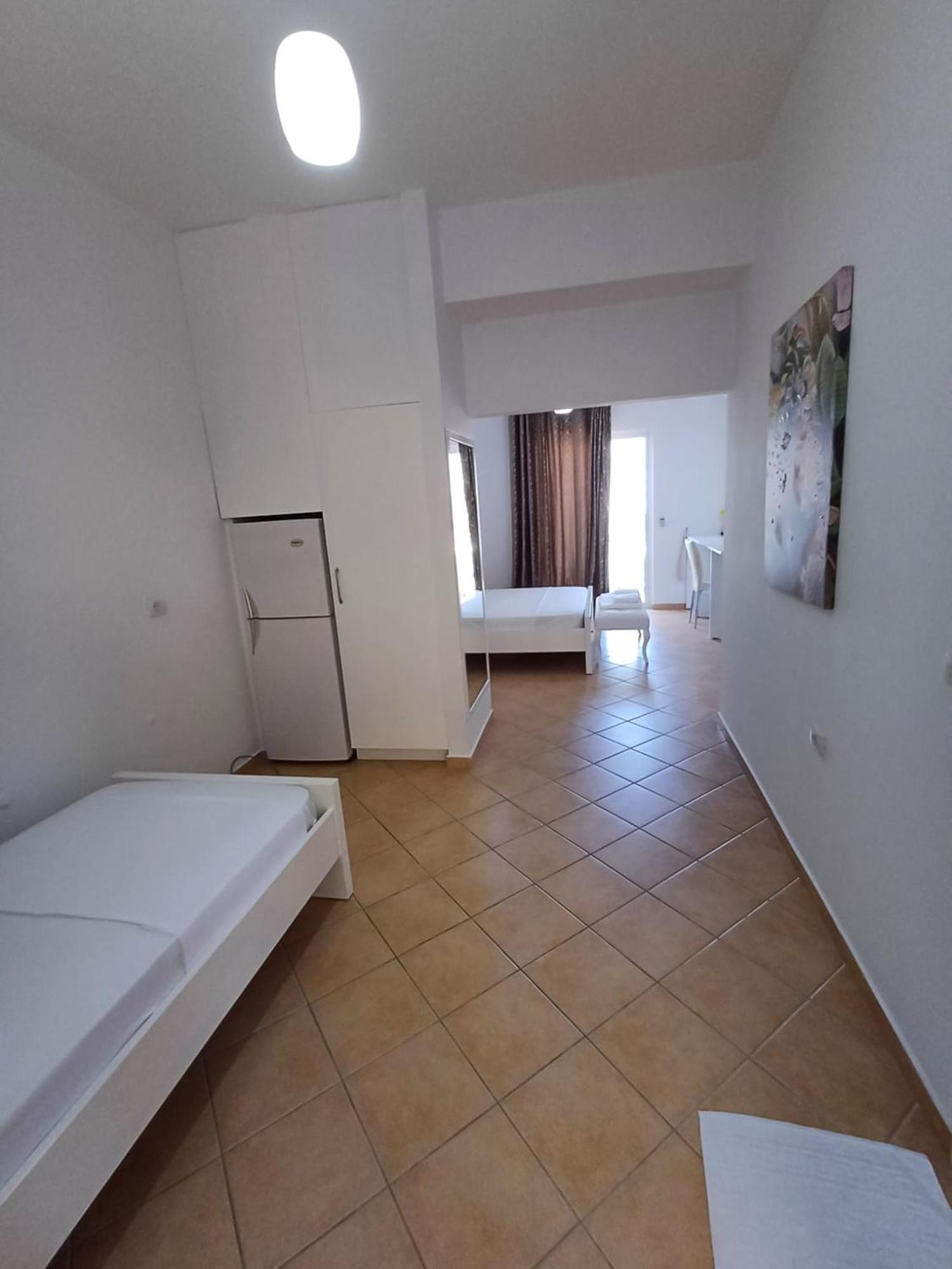 Hotel Sherifi Sarandë 外观 照片